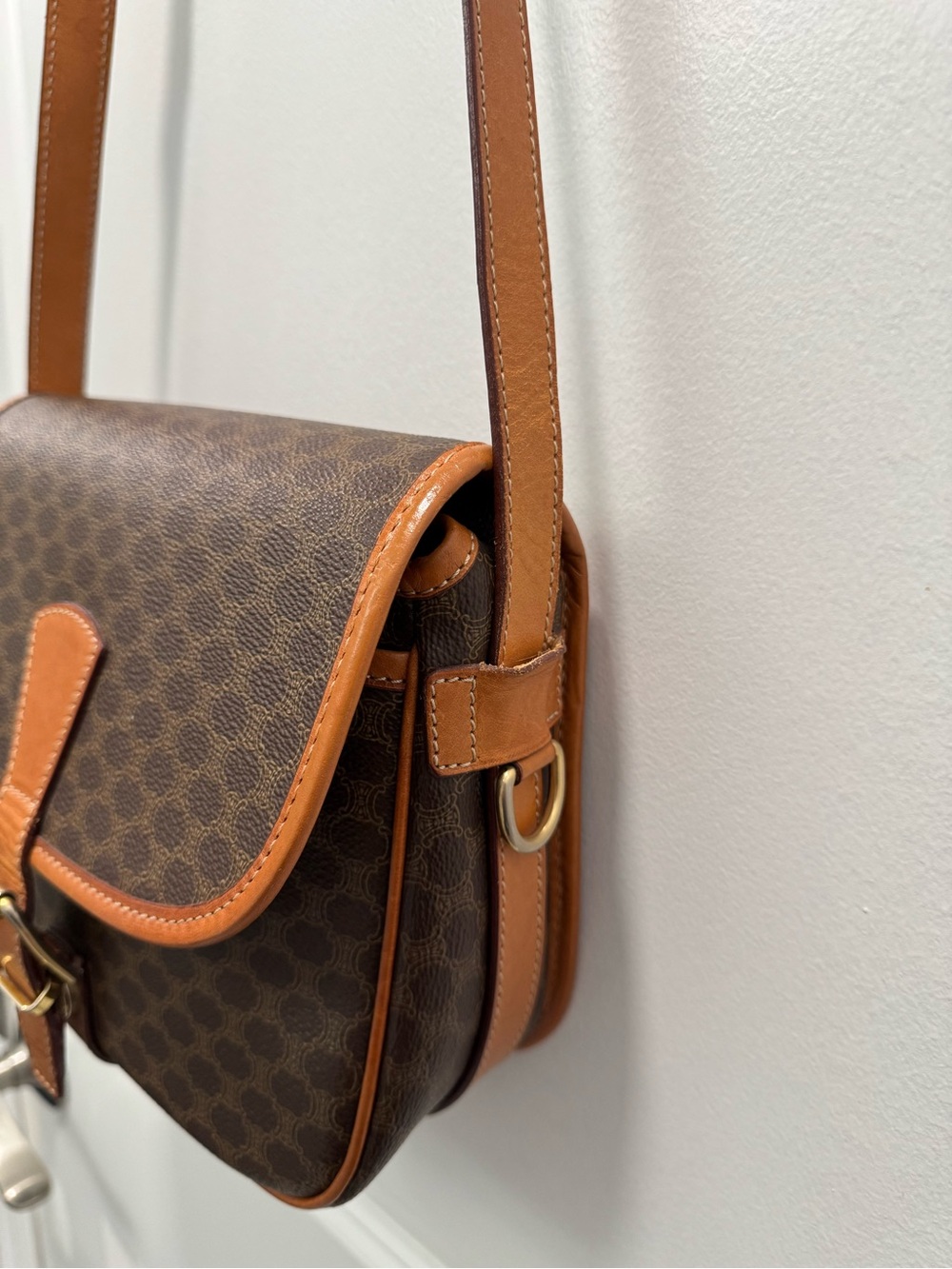Authentic Vintage CELINE Macadam Canvas Crossbody Bag - Brown (M90) - Picture 3 of 10